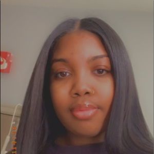 Meet your Posher, Natalia